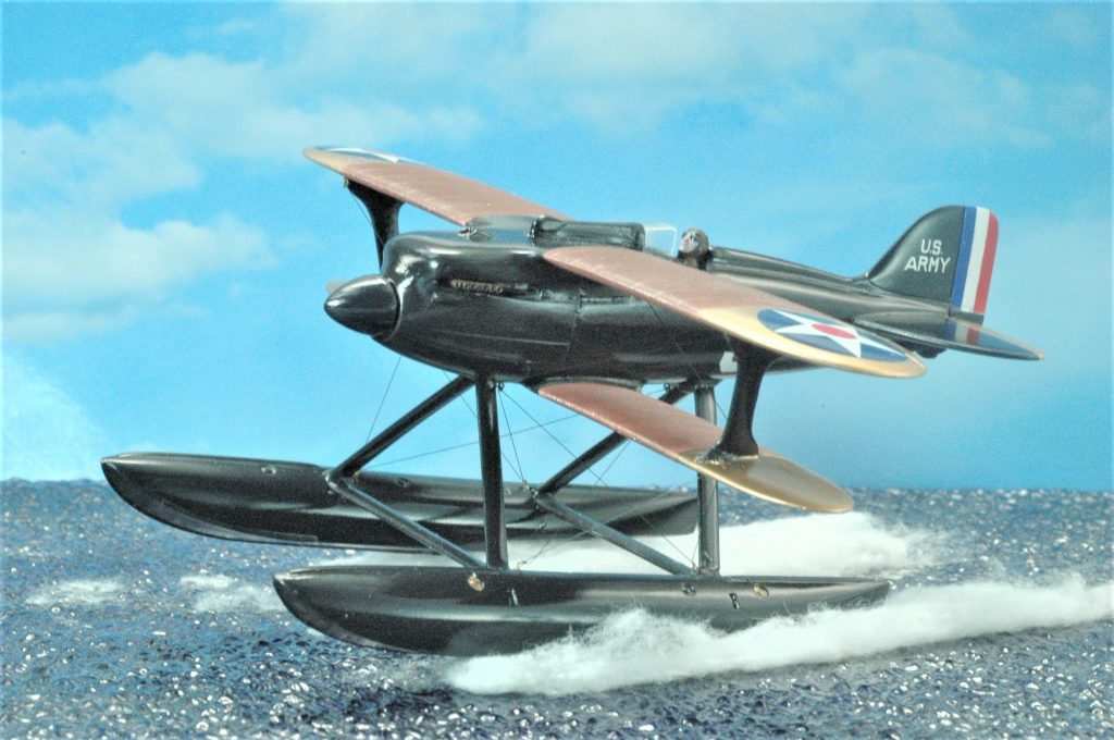 米国海軍機 カーティスR3C-2 (1/32) 米国海軍機 カーティスR3C-2 (1/32) Curtiss R3C-2 | National