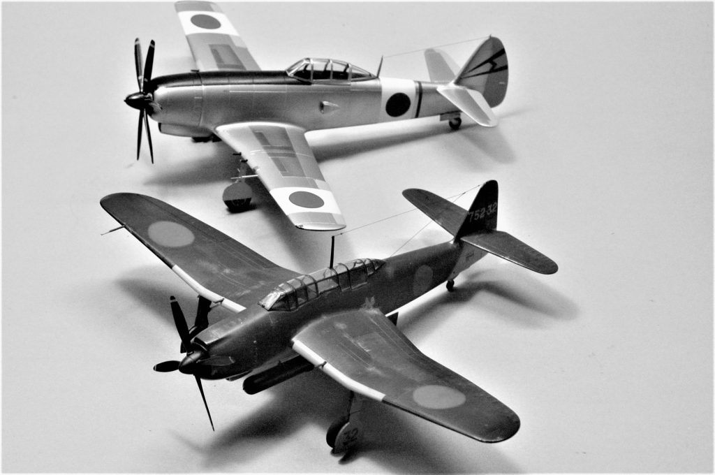 希少 昭和初期◆真鍮製 戦闘機プロペラ型 インク壺/インクスタンド フタは戦闘機 希少 昭和初期◇真鍮製 戦闘機プロペラ型 インク壺/インク