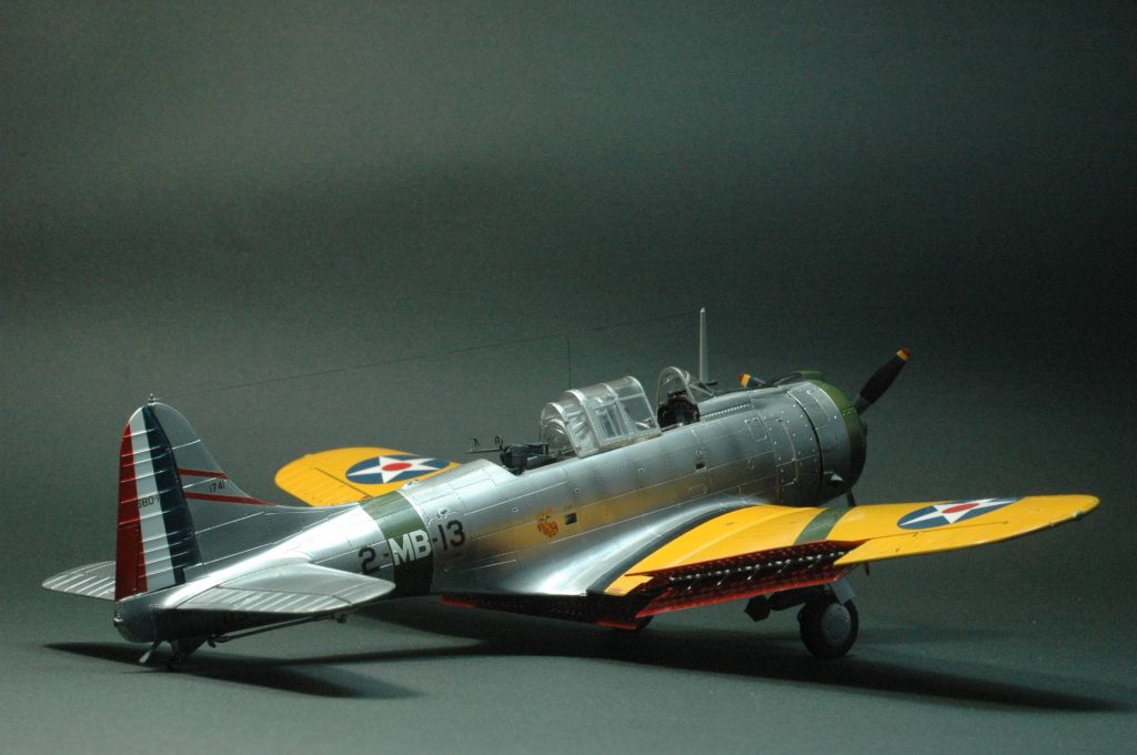 黄色戦闘機　飛行機　イエローバード 黄色戦闘機 飛行機 イエローバード