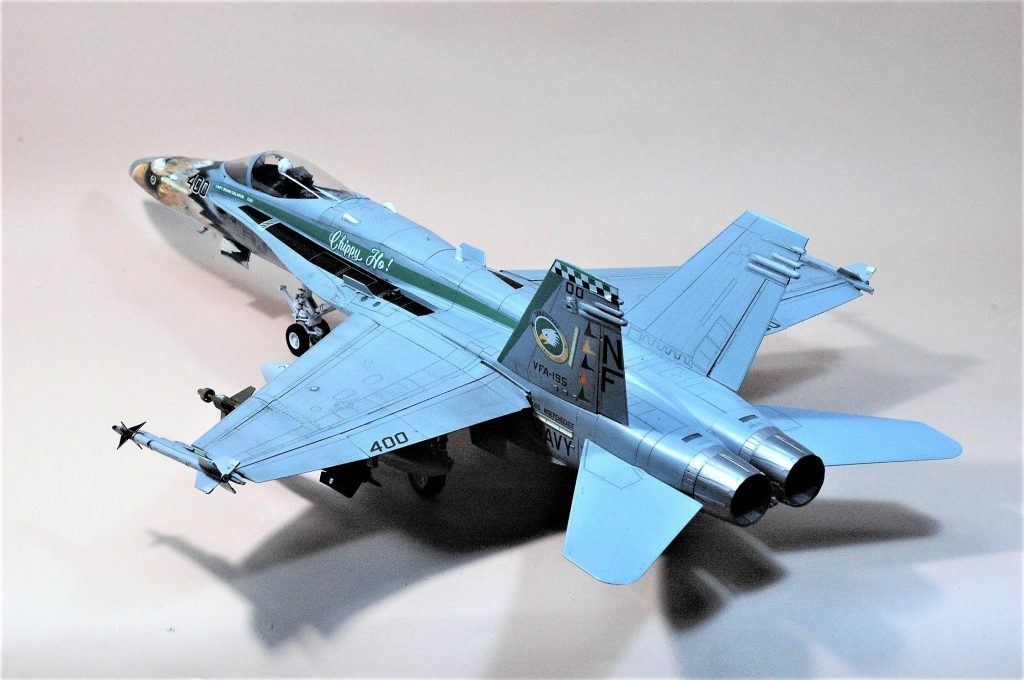 戦闘機　模型　F-18   ホーネット F/A-18C ホーネット | 株式会社 ハセガワ