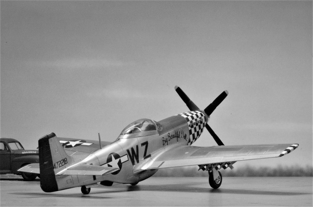 謹賀新年 1/48 ノースアメリカンP－51Dマスタング 1945年 ハセガワ製